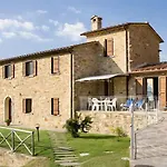 ファームステイ Pugnano Alto -appartamento Castagna *